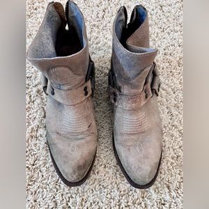 Free Bird by Steven ankle booty ombré leather cowboy boots size 7